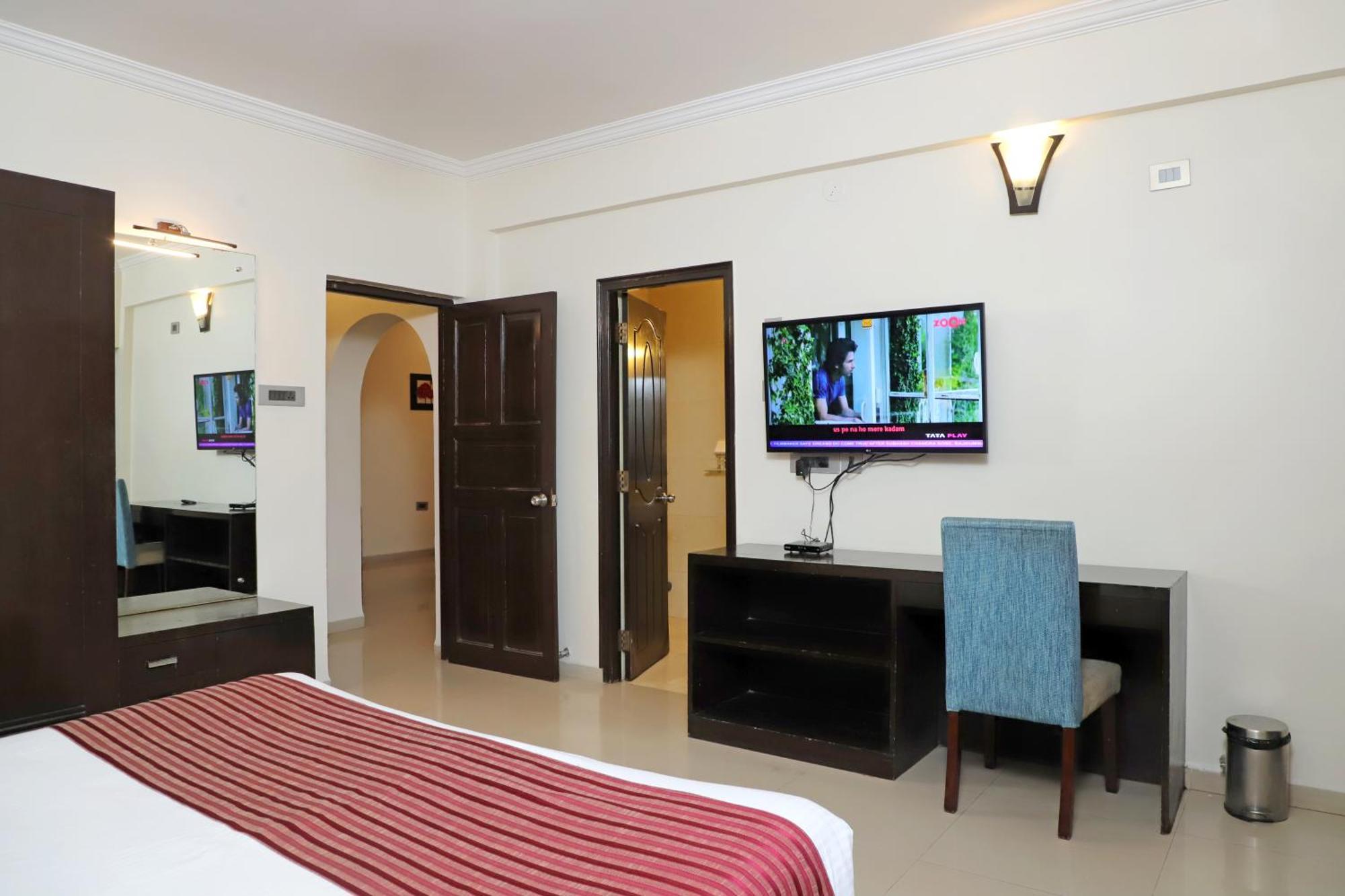 Golden Tulip Candolim, Goa Resort