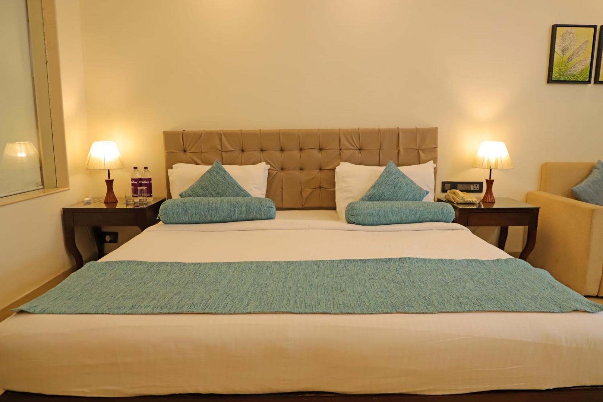Resort Golden Tulip Candolim, Goa Candolim