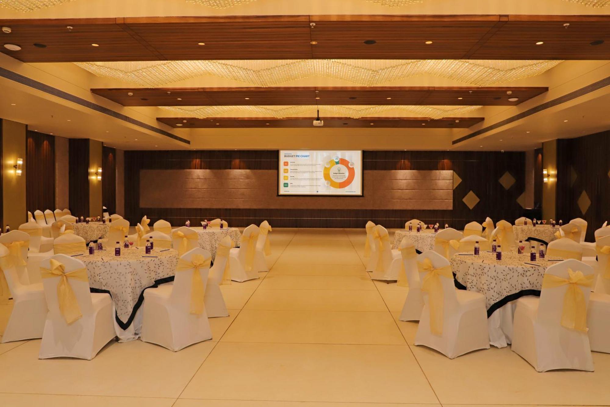 Golden Tulip Candolim, Goa 4* Candolim