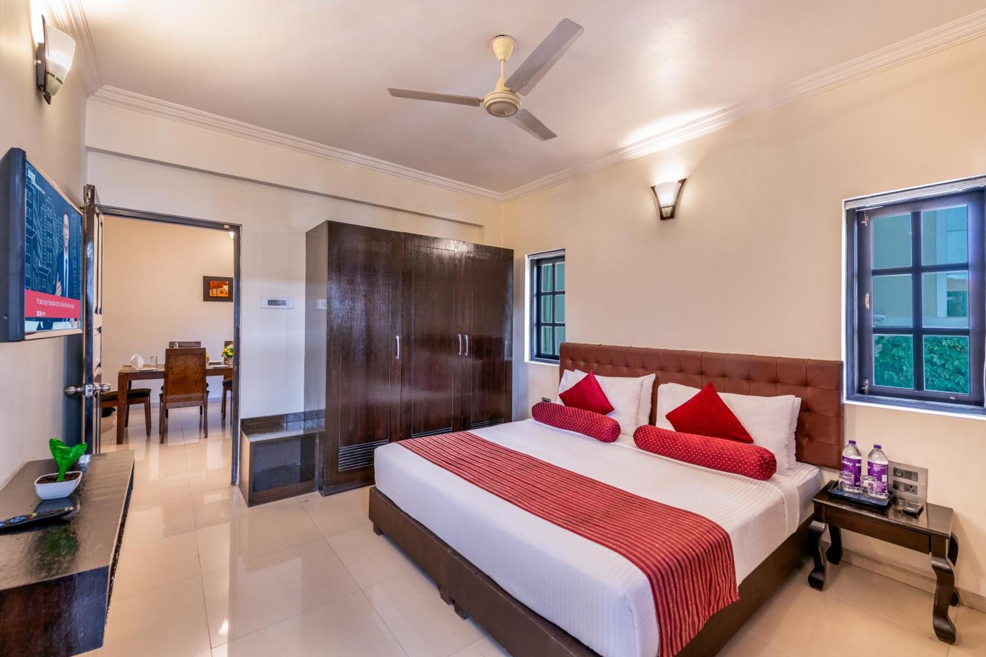 Golden Tulip Candolim, Goa Resort