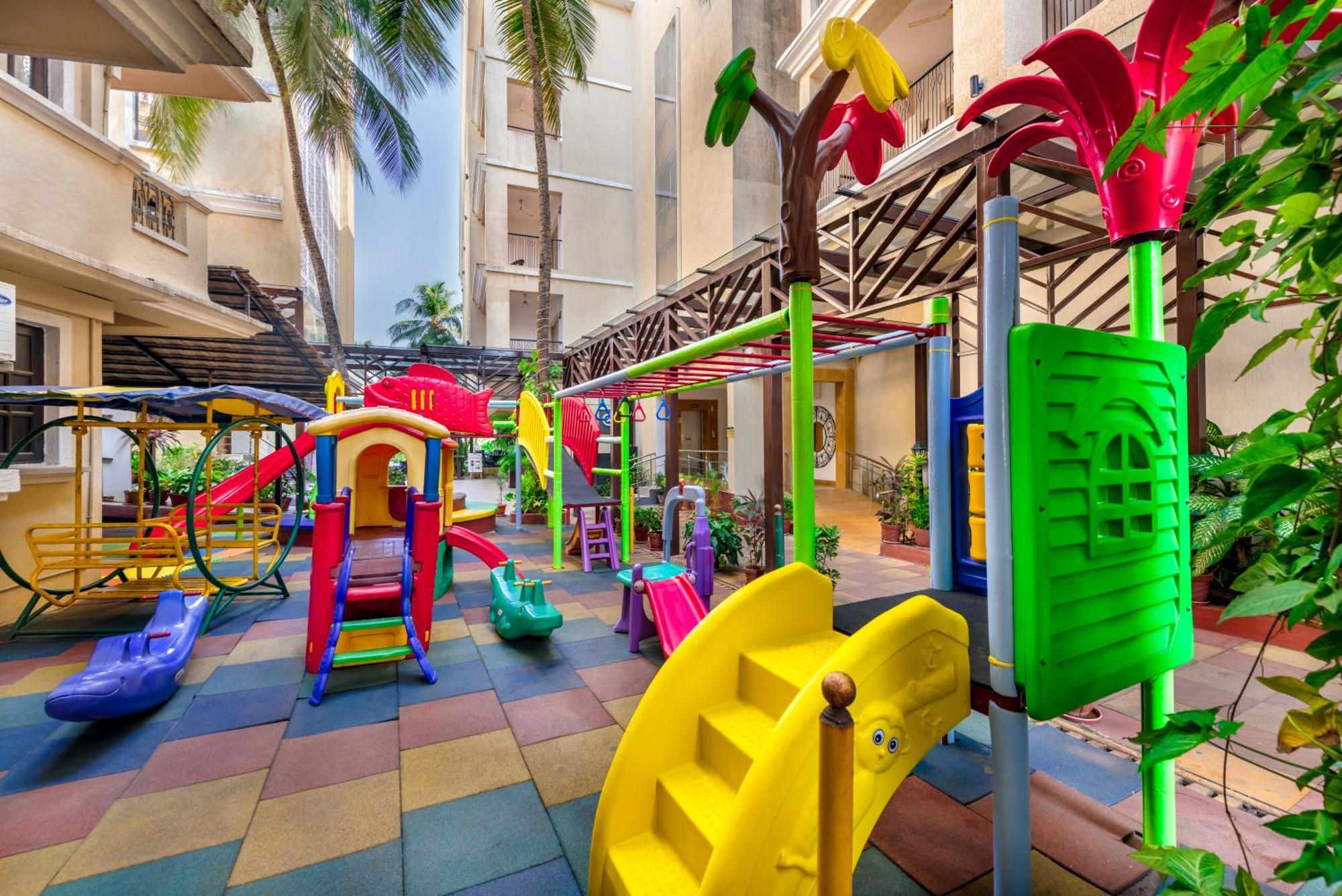 Golden Tulip Candolim, Goa
