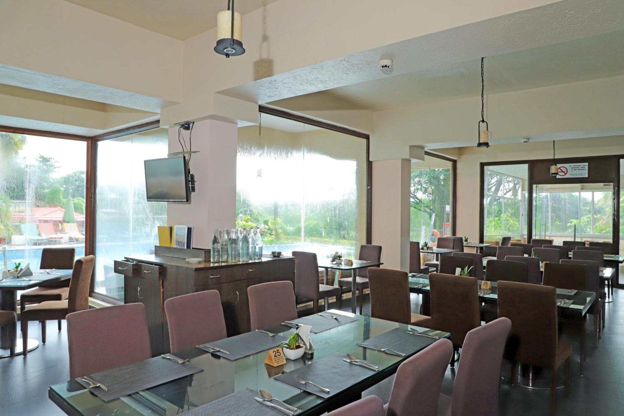 Golden Tulip Candolim, Goa Resort Candolim