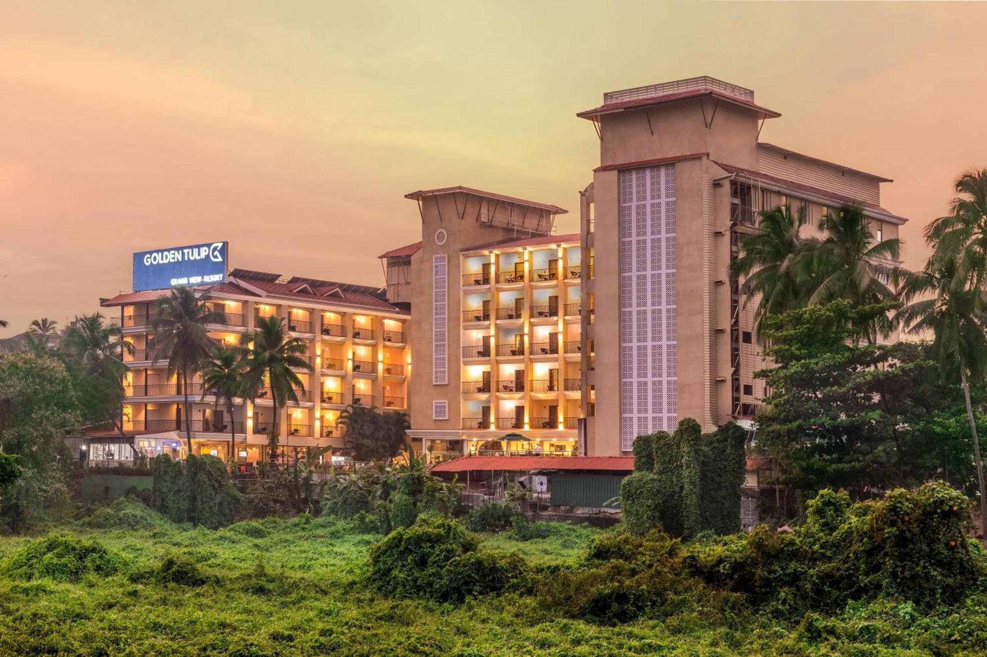 Golden Tulip Candolim, Goa Resort